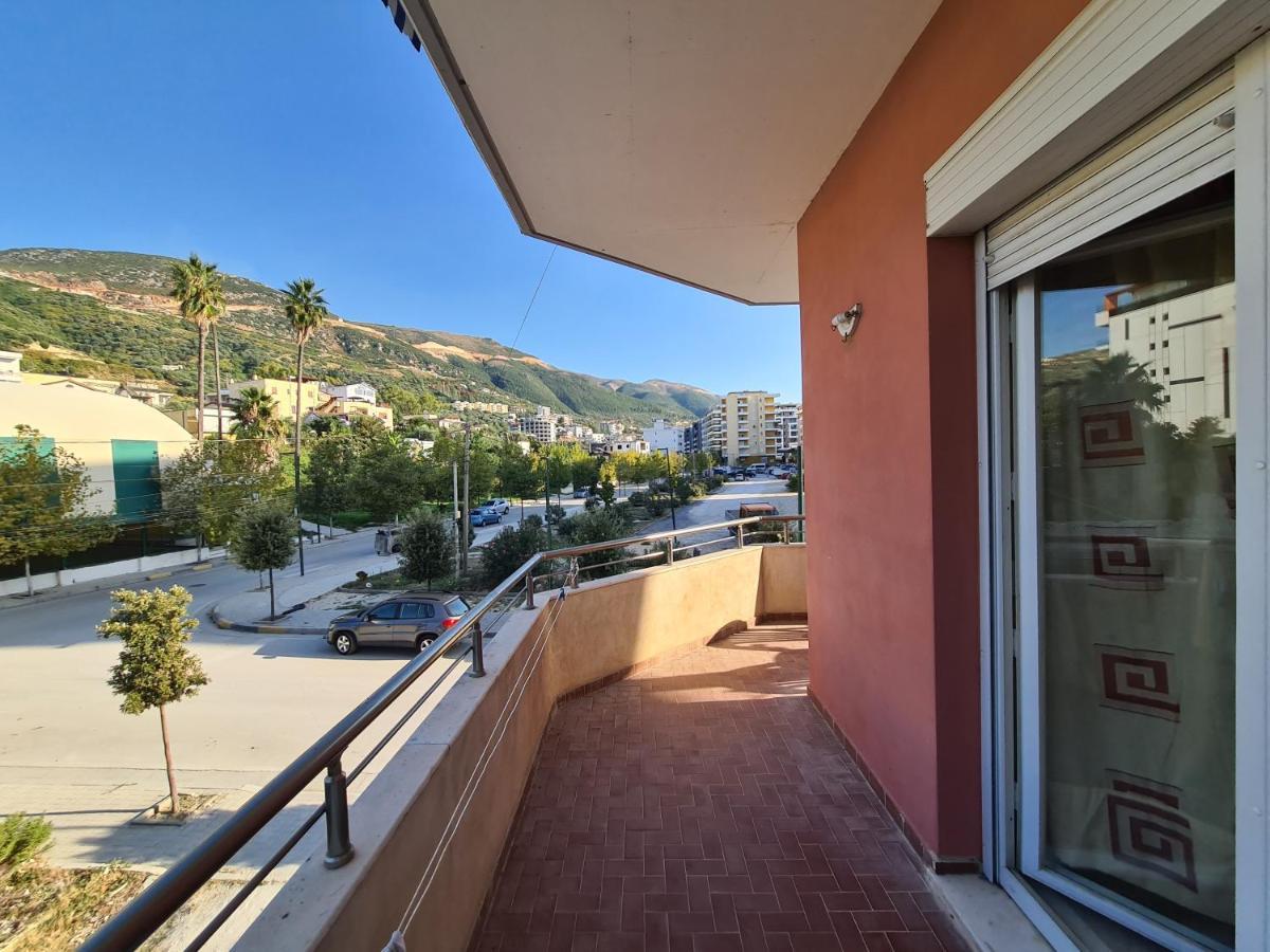 Apartment Flori *