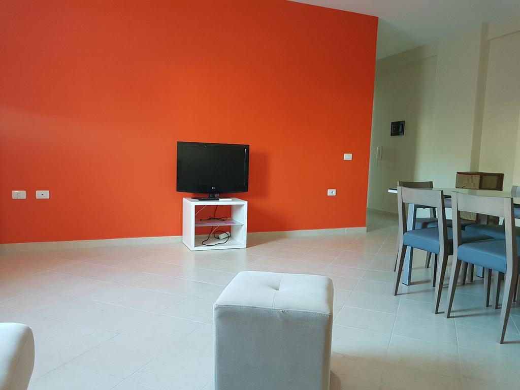 Flori Apartment