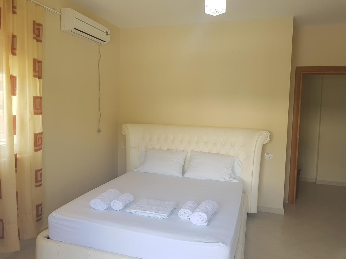 Apartment Flori Vlorë