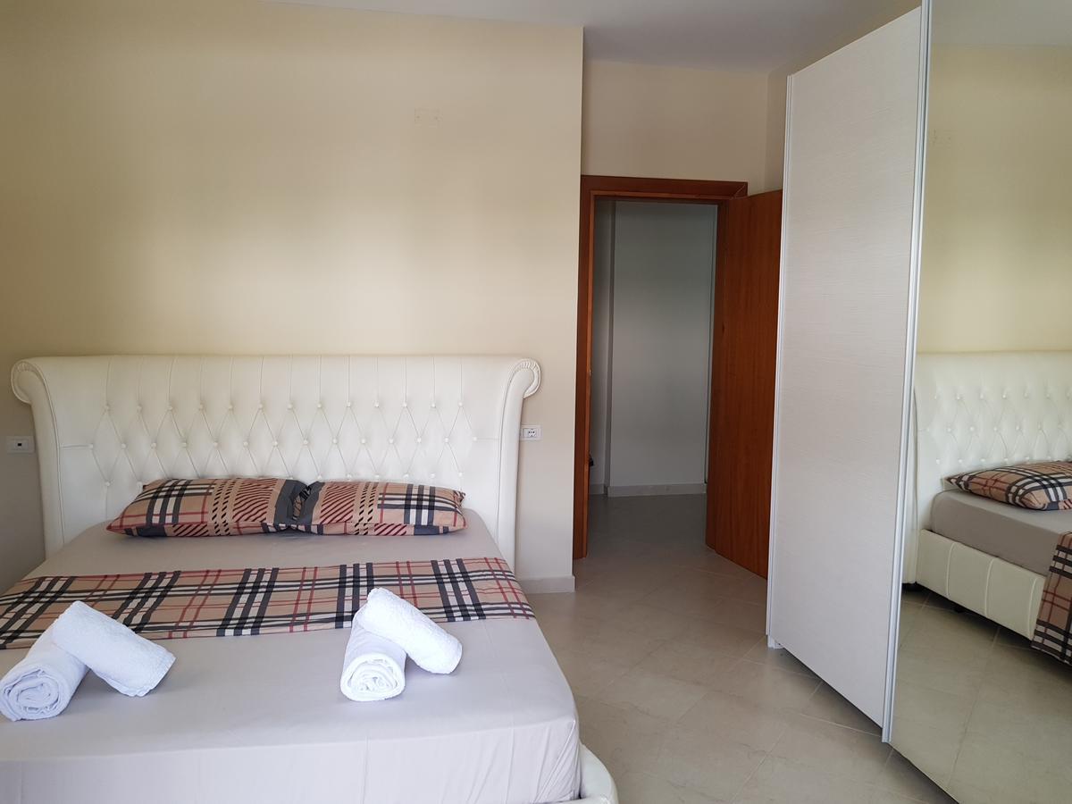 Apartment Flori Vlorë